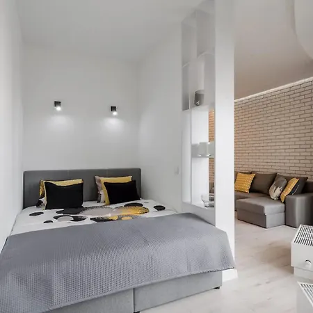 Ovo Apartment Market Square Wroclaw Apartment *