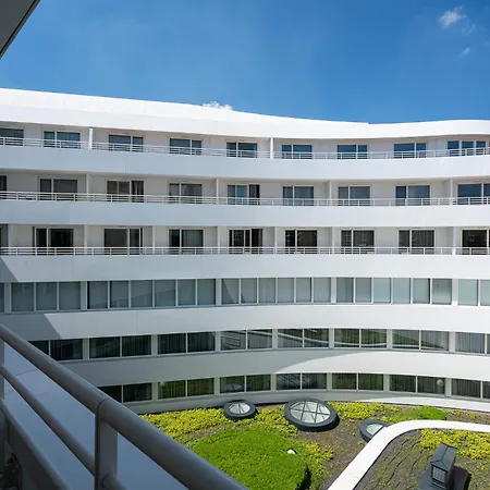 Ovo Market Square 弗罗茨瓦夫